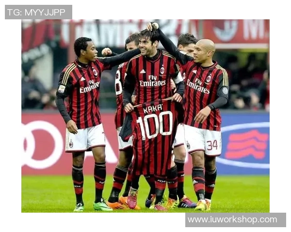 足球巨星家庭温馨合影展现亲情与荣耀的完美融合